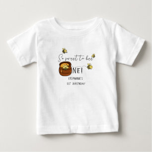 Camiseta Abelha Bumblebee Tão Doce Para Ser Uma em seu 1º A