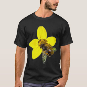Camiseta Abelha numa flor amarela