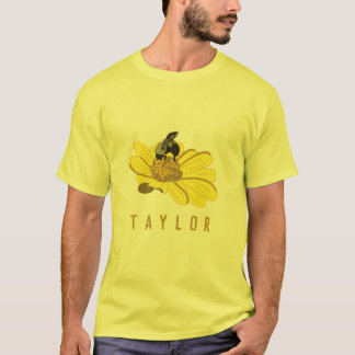 Camiseta Abelha Personalizada numa Ilustração de Flor Amare