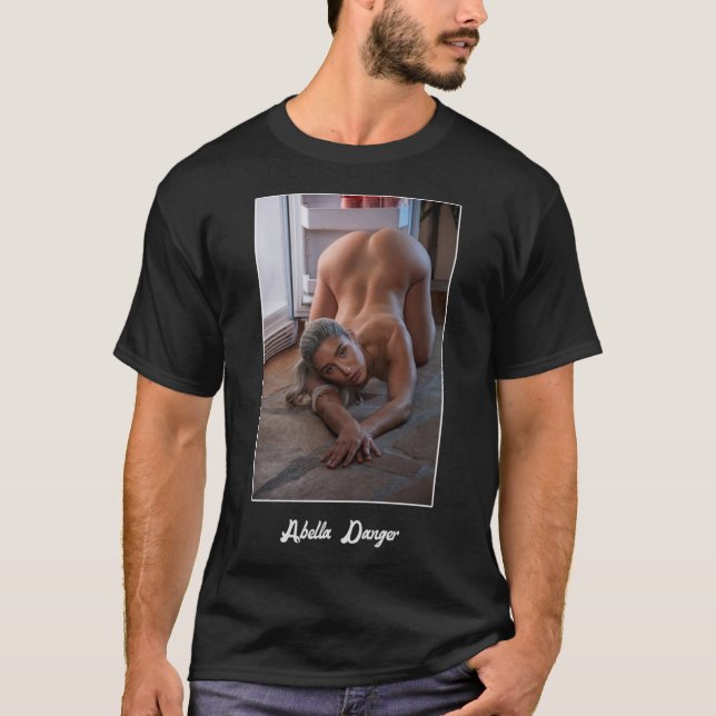Camiseta Abella Danger Fan Art &amp; Merch Essential T-Shir (Frente)