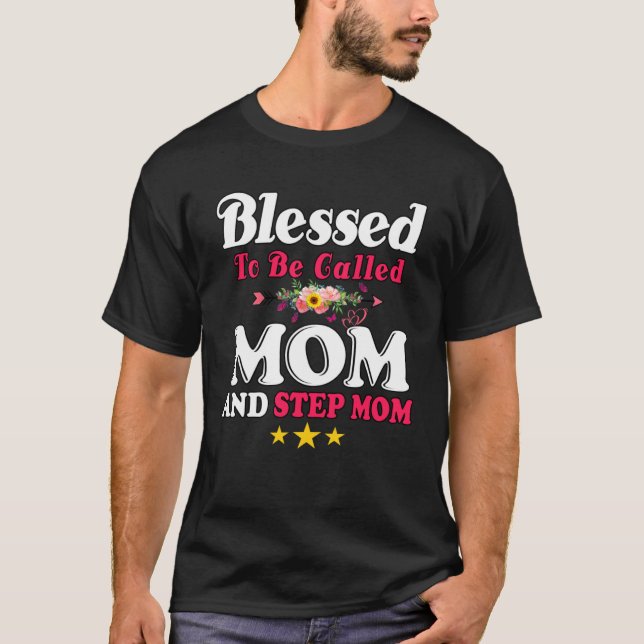Camiseta Abençoada por ser chamada Mãe e Mãe Passo Da (Frente)