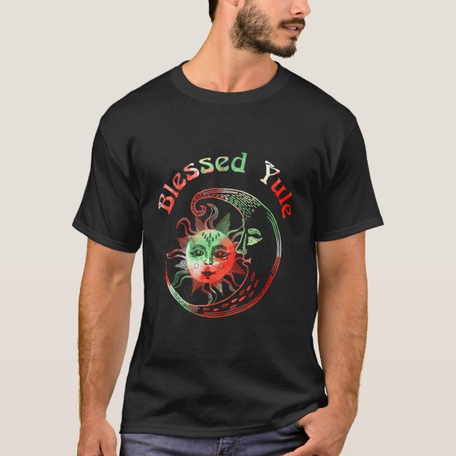 Camiseta Abençoada Yule Tie Dye Moon Sun Winter Solstice Ba (Frente)