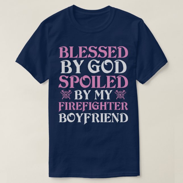 Camiseta Abençoado Por Deus, Mimado Pelo Meu Namorado De Bo (Frente do Design)