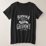 Camiseta Abençoado Por Ser Chamado De Grammy<br><div class="desc">Esta design apresenta a frase humorística "Abençoada por ser chamada de Grammy",  perfeita para qualquer avó orgulhosa e alegre por aí. Esta design é perfeita para as avós. Dê-o como presente para Dia de as mães,  aniversários ou qualquer ocasião especial.</div>