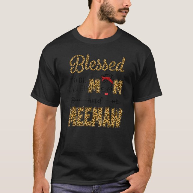 Camiseta Abençoado Seja Chamado Mãe E Mãe Leopardo De Mão (Frente)