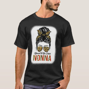 Camiseta Abençoado Seja Chamado Nonna Leopard Messy Bun Mot