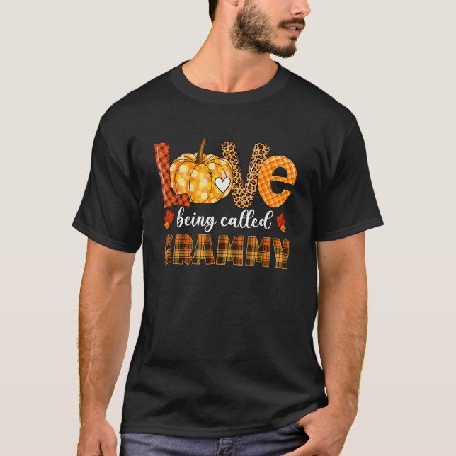 Camiseta Abóbora Leopardo Ama Ser Chamada de Vovó Outono Do (Frente)