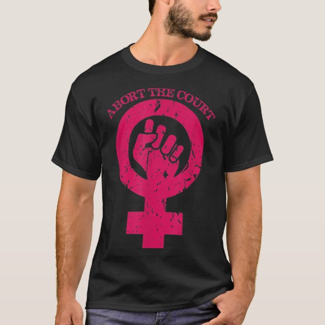 Camiseta Abortar o Tribunal dos Direitos Reprodutivos das M (Frente)