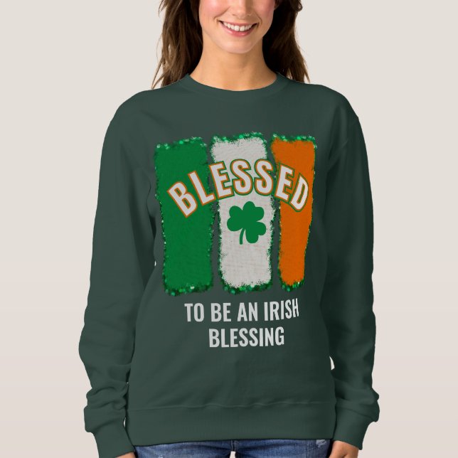 Camiseta ABRAÇADO POR SER UM Dia de São Patrício IRLANDÊS B (Frente)