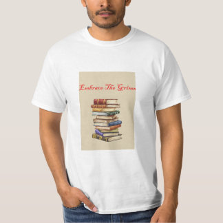 Camiseta Abraçar a pilha de livros Grimm