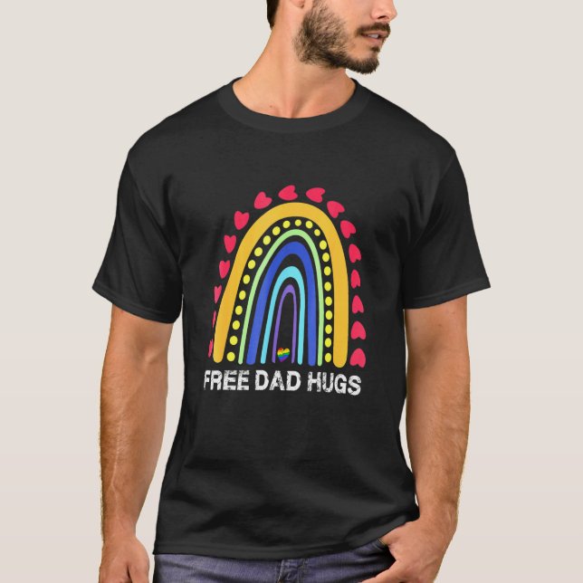 Camiseta Abraços de Pai Livre Orgulho gay Arco-Íris Lgbt -  (Frente)
