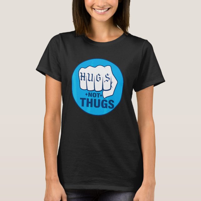 CAMISETA ABRAÇOS NÃO BANDIDOS (Frente)