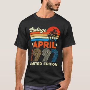 Camiseta Abril De 1997 25 Birthday Gift Vintage 25 Anos