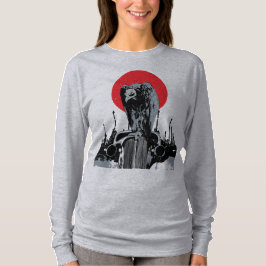 Camiseta Abutre em Carro vintage com Sol Vermelho