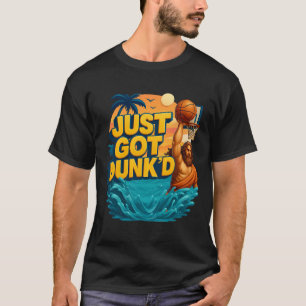 Camiseta Acabou de Tombar Uma Piada Batismo Jesus Jogando B