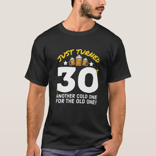 Camiseta Acabou De Virar 30 Frio Para O Antigo Nascimento D (Frente)