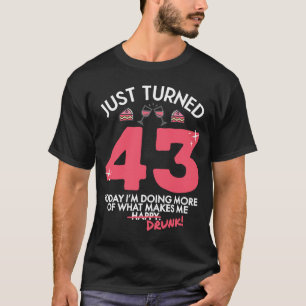Camiseta Acabou De Virar 43 Bebendos De Vinho 43º Bebado De