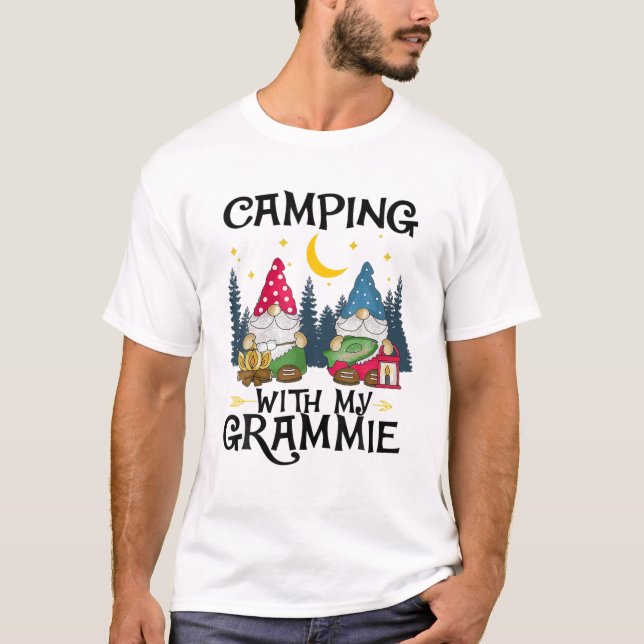 Camiseta Acampamento Com Meu Grammie Engraçado Camp Mulhere (Frente)