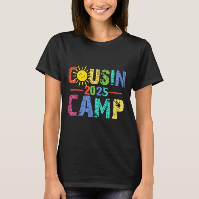 Camiseta Acampamento de Primos 2025 Acampamento Fogueira Fé (Frente)