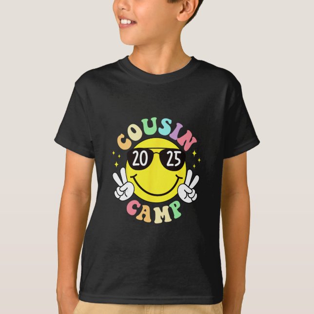 Camiseta Acampamento de Primos 2025 Acampamento Fogueira Fé (Frente)