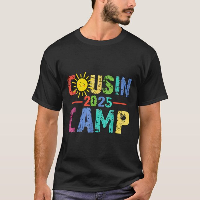 Camiseta Acampamento de Primos 2025 Acampamento Fogueira Fé (Frente)