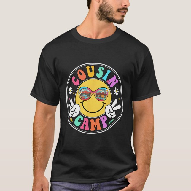Camiseta Acampamento de Primos 2025 Equipe Divertida de Aca (Frente)