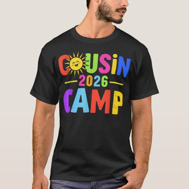 Camiseta Acampamento de Primos 2026 Verão (Frente)