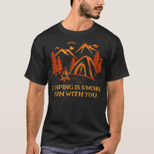 Camiseta Acampamento É Mais Divertido Com O Acampamento De