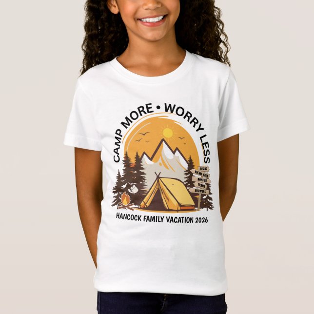 Camiseta Acampamento Mais Preocupado Menos Acampamento (Frente)