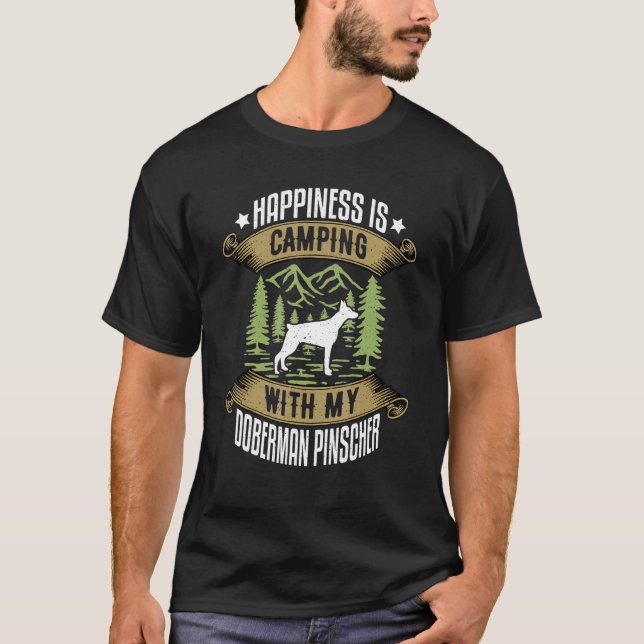 Camiseta Acampando com Doberman Pinscher Acampamento Campin (Frente)
