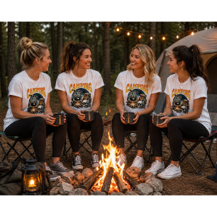 Camiseta Acampando com Meus Amigos Gólgota no Halloween