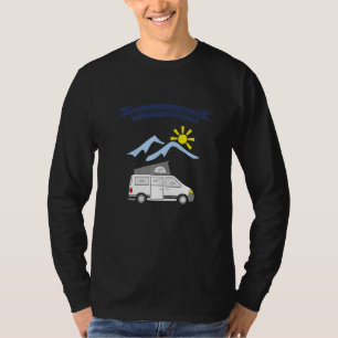 Camiseta Acampando RV dizendo que minha autocasa está chama