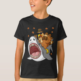Camiseta Ação de Graças A Turquia Dirigindo Tubarões Brinca