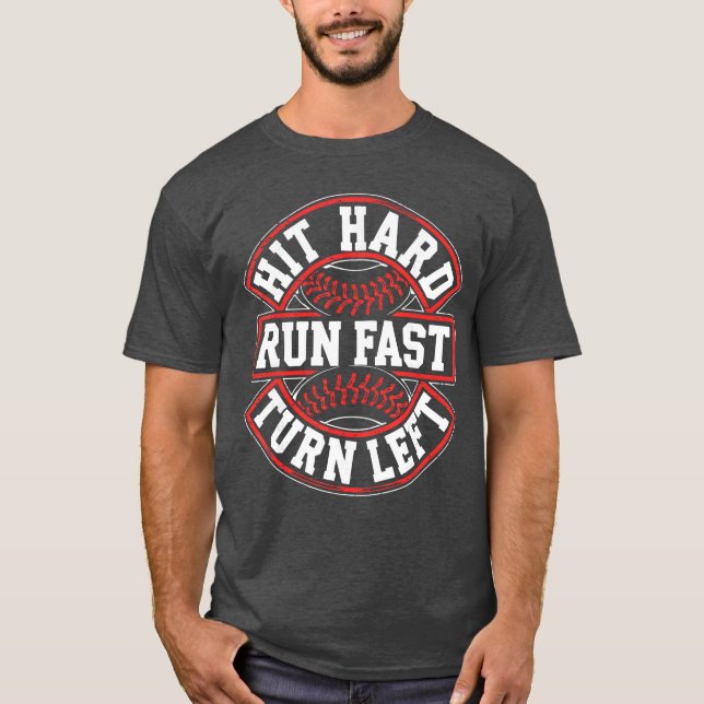 Camiseta Acertar Duro Correr Rápido Virar à Esquerda Menino (Frente)