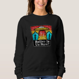 Camiseta Acredite Em Nós Agora, Com Acreditadores De Aliení
