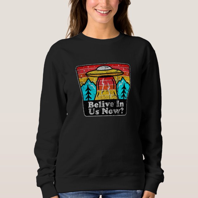 Camiseta Acredite Em Nós Agora, Com Acreditadores De Aliení (Frente)