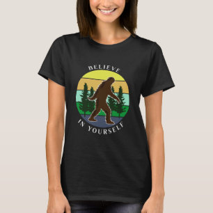 Camiseta Acredite em Si Mesmo Vintage Bigfoot Pôr do Sol