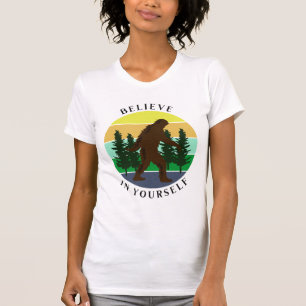 Camiseta Acredite em si mesmo Vintage Sunset Bigfoot