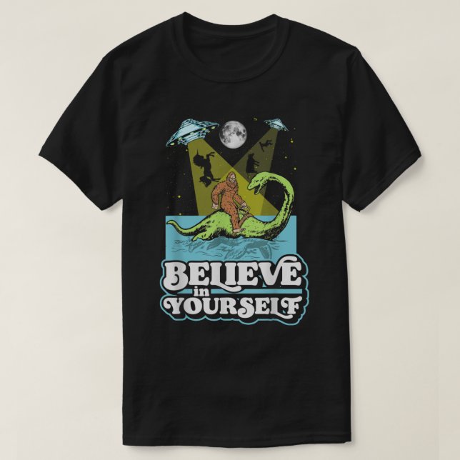 Camiseta Acredite em sua Alienígena Nessie UFO Engraçada (Frente do Design)