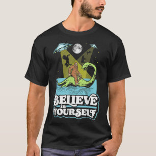 Camiseta Acredite em sua Alienígena Nessie UFO Engraçada