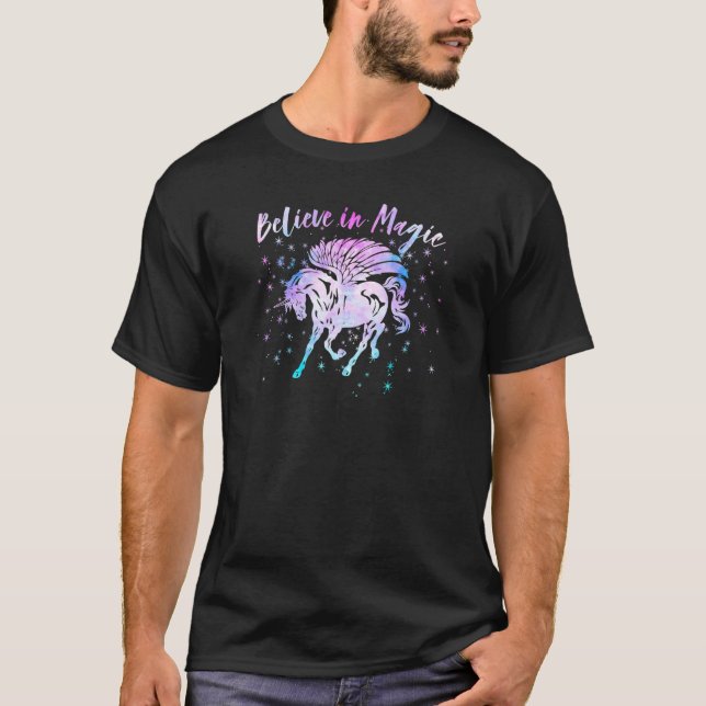 Camiseta Acredite no Unicórnio Pegasus Magico Asa Voadora (Frente)