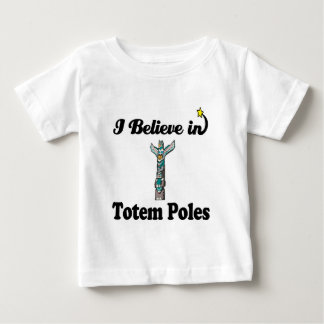 Camiseta acredito em totem