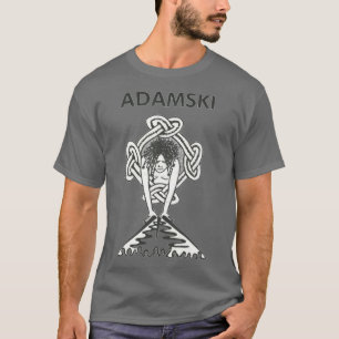 Camiseta Adamski perto do começo
