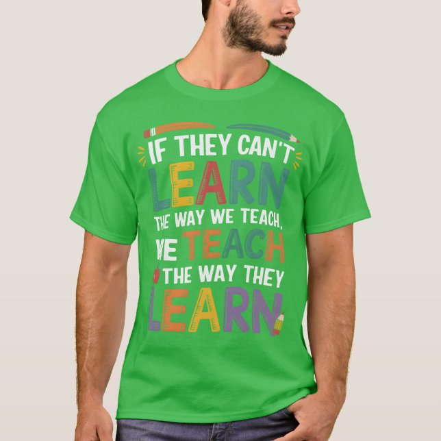 Camiseta Adaptando-se a cada estilo de aprendizado familiar (Frente)