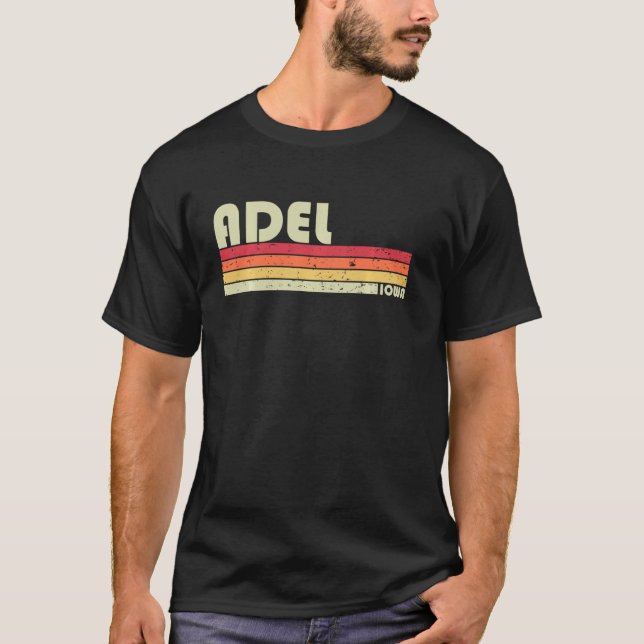 Camiseta Adel Ia Iowa Funny City Home Roots Retro 70s 80s (Frente)