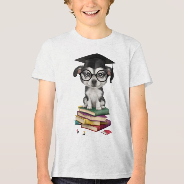 Camiseta Adesivo de Cão de Graduação Inteligente - Pup Boni (Frente)