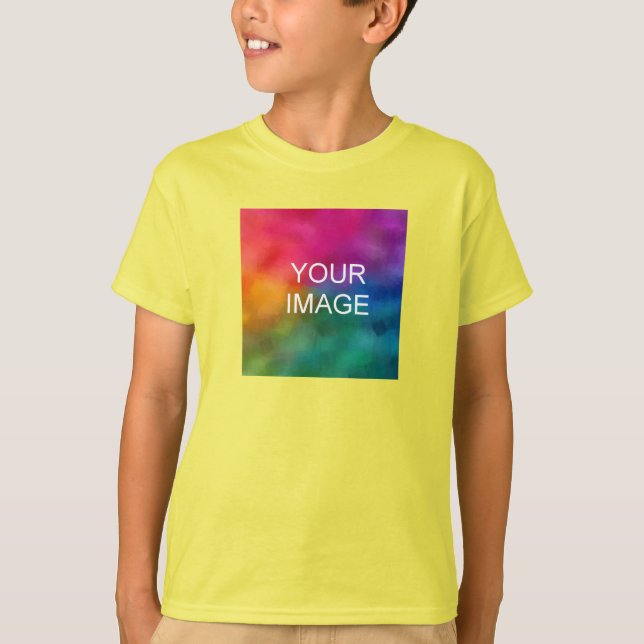 Camiseta Adicionar Imagem Design Modelo Boys Amarelos (Frente)