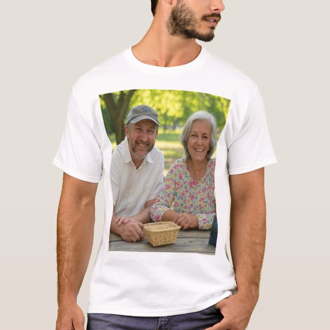 Camiseta Adicionar Personalização de Foto Aposentada (Frente)