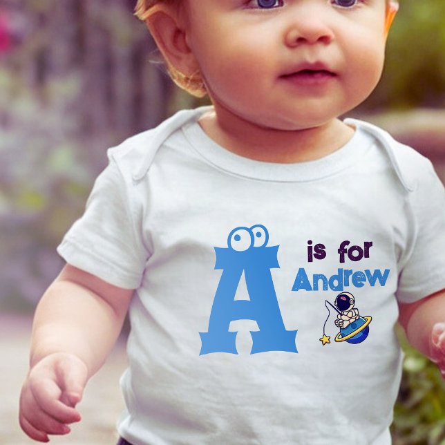 Camiseta Adicione seu nome Baby Boy Letter is for name (Beautiful customizable t-shirt for your little one; the initial and name, as in the attached image)
