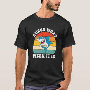 Camiseta Adivinhem Que Semana É Vintage Shark Kids